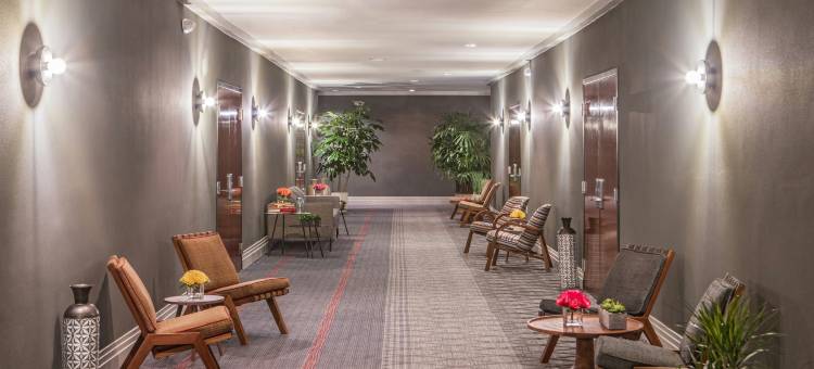 亚特兰大-玛丽埃塔希尔顿逸林酒店(DoubleTree by Hilton Atlanta Windy Hill Ballpark)图片