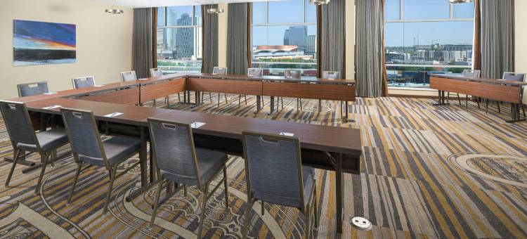 纳什维尔市中心/古尔奇万枫酒店及套房(Fairfield Inn & Suites Nashville Downtown/The Gulch)图片