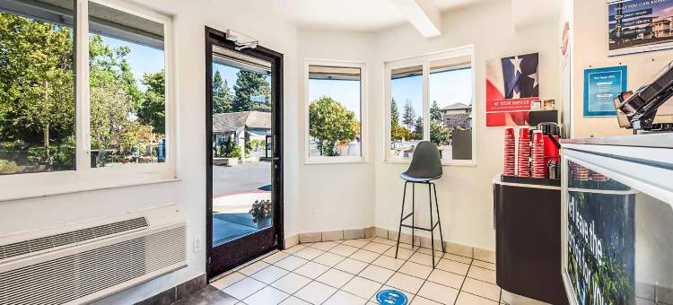 加利福尼亚萨克拉门托 - 南萨克拉门托及麋鹿林 6 号汽车旅馆(Motel 6 Sacramento, CA – South Sacramento & Elk Grove)图片