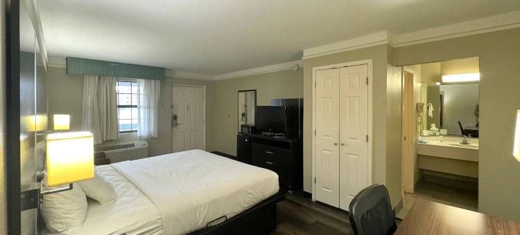 塔斯卡卢萨大学品质酒店及套房(Quality Inn & Suites Tuscaloosa Near University)图片