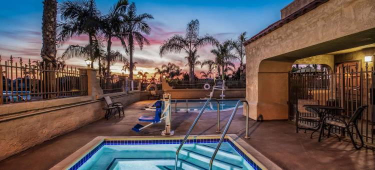 卡尔斯巴德乐高乐园拉昆塔温德姆套房酒店(La Quinta Inn & Suites by Wyndham Carlsbad - Legoland Area)图片