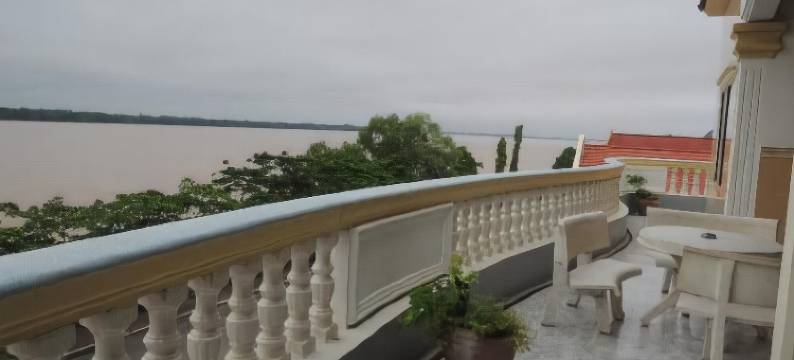 乌敦萨姆浴酒店&餐厅(Oudom Sambath Hotel & Restaurant)图片