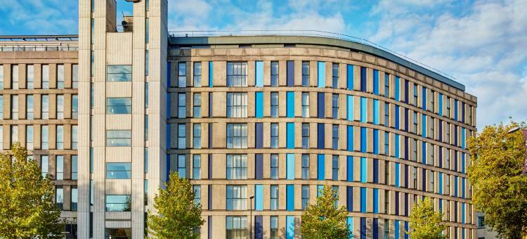 布里斯托尔市中心希尔顿欢朋酒店(Hampton by Hilton Bristol City Centre)图片