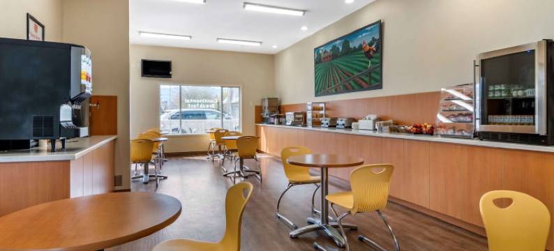 伊克诺套房酒店(Econo Lodge Inn & Suites)图片