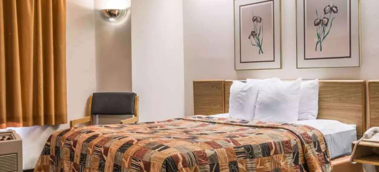 弗林特/毕晓普国际机场戴斯酒店(Days Inn by Wyndham Flint / Bishop International Airport)图片