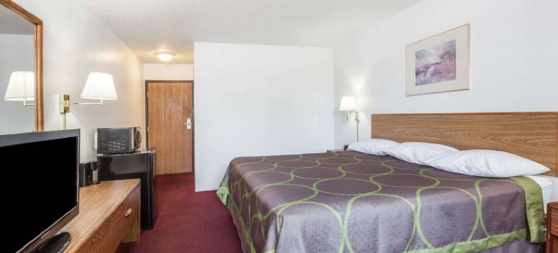 温彻斯特速8酒店(Super 8 by Wyndham Winchester VA)图片