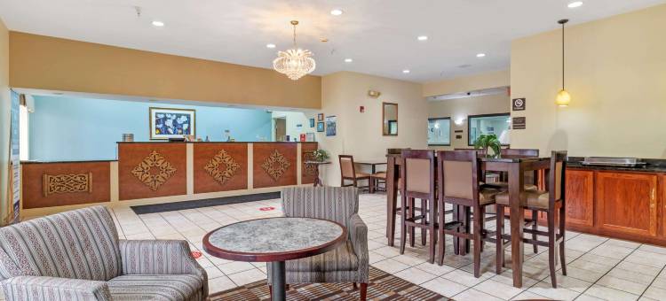 克利尔莱克广场贝斯特韦斯特酒店(Best Western Clearlake Plaza)图片