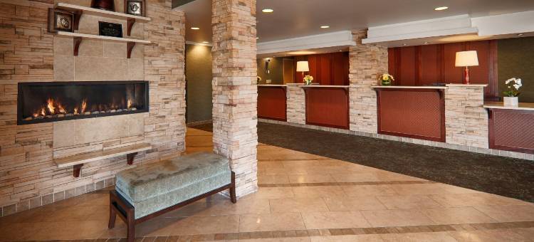 兰利贝斯特韦斯特优质酒店(Best Western Plus Langley Inn)图片