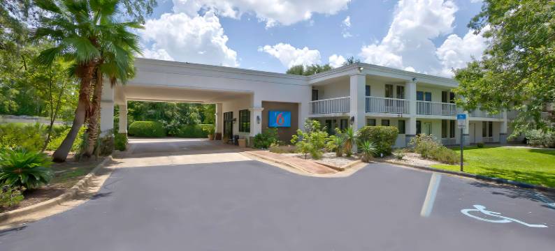 佛罗里达州盖恩斯维尔的Studio 6酒店(Studio 6 Gainesville, FL)图片