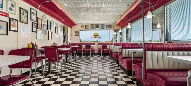 弗里蒙特温德姆呗盟酒店(Baymont by Wyndham Fremont)图片