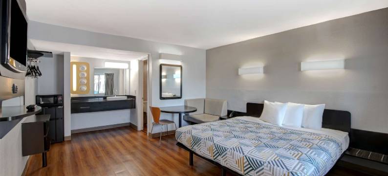 萨尔弗斯普林斯汽车旅馆(Motel 6 Sulphur Springs, TX)图片