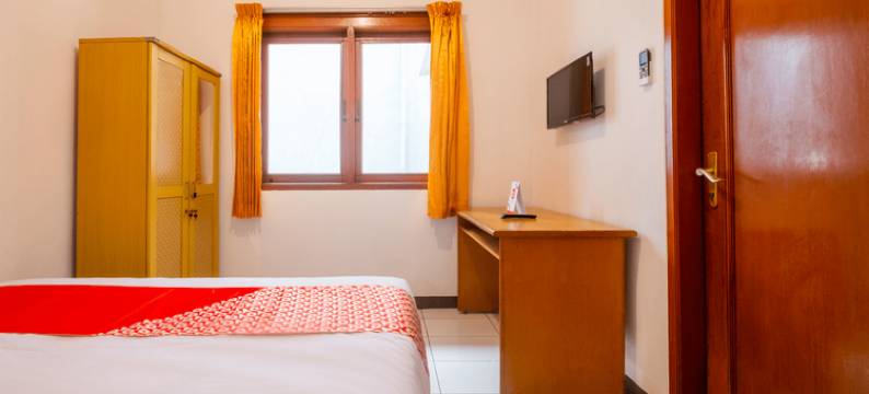 OYO-2728西努林加公寓-近RS赫尔米纳帕斯特尔(OYO 2728 Sinulingga Residence)图片