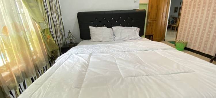 红多兹伊斯兰酒店-近RS米特拉西亚加(RedDoorz Syariah Near RS Mitra Siaga)图片