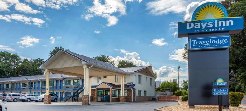 查尔斯镇/哈珀斯费里戴斯酒店(Days Inn by Wyndham Charles Town)图片