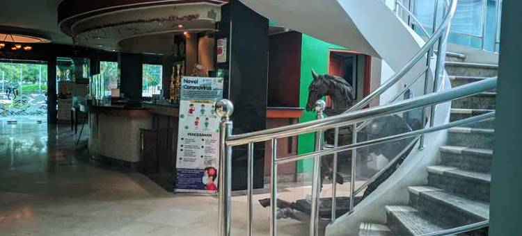 扎姆鲁德酒店和会议厅(Zamrud Hotel & Convention)图片