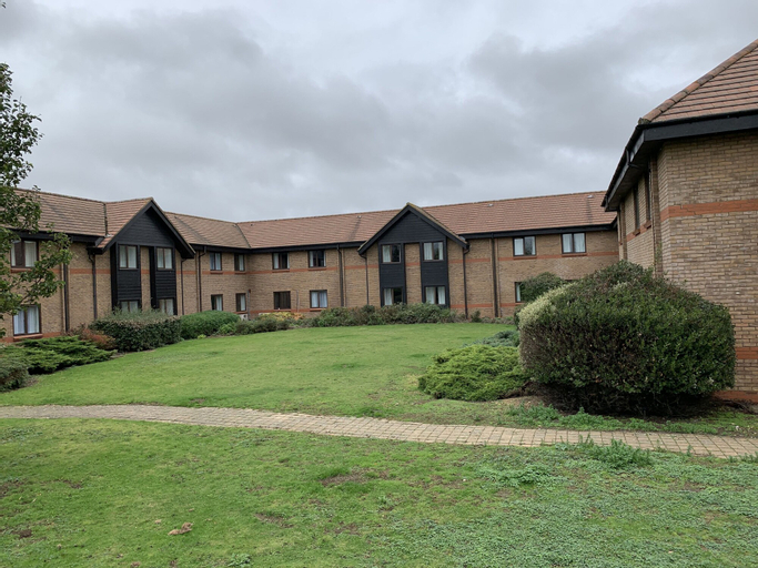 Ramada by Wyndham CambridgeOver view