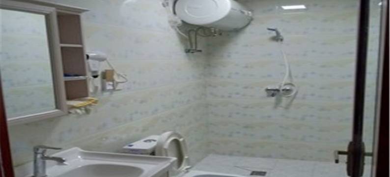 甘泉雨岔大峡谷王家大院客栈(雨甘路分店)图片