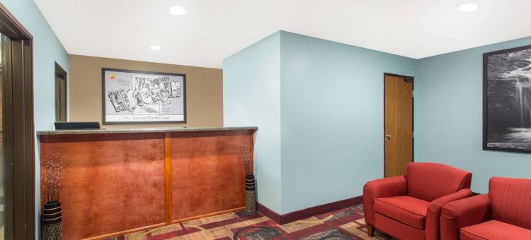 温德姆速8酒店-欧克雷尔(Super 8 by Wyndham Eau Claire I-94)图片