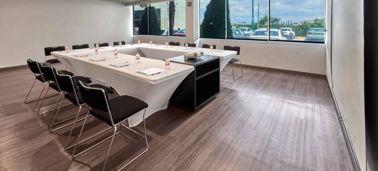 圣路易斯波托西大学区城市快捷酒店(City Express by Marriott San Luis Potosi Zona Universitaria)图片