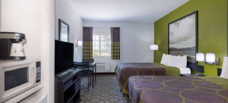 迪索托速8酒店(Super 8 by Wyndham de Soto)图片