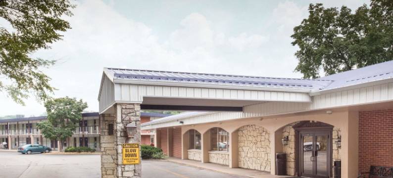 迪比克温德姆戴斯酒店(Days Inn by Wyndham Dubuque)图片