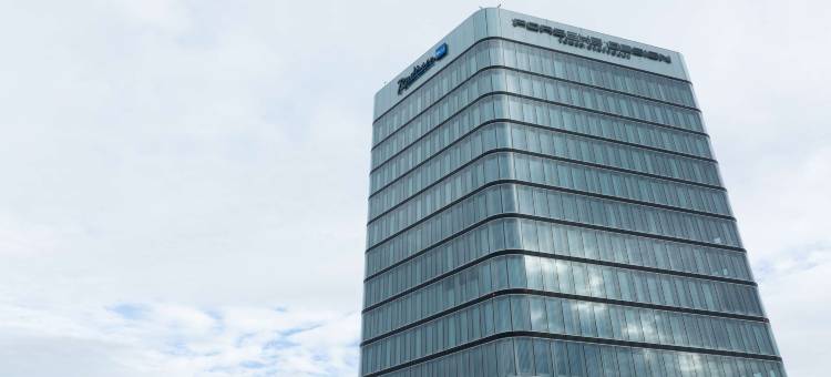 斯图加特保时捷设计大厦-丽笙蓝标酒店(Radisson Blu Hotel at Porsche Design Tower)图片