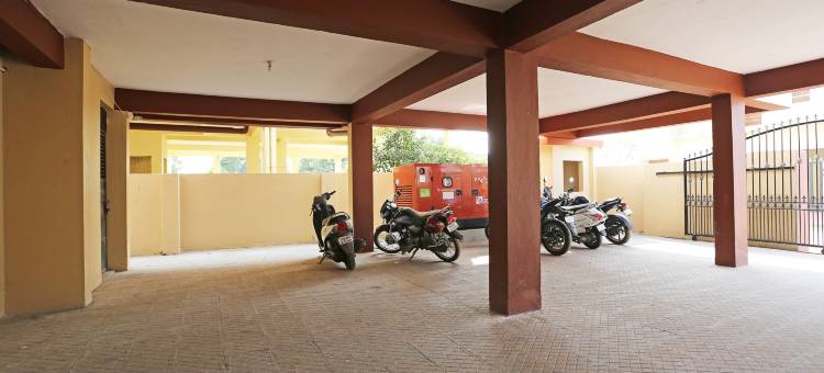 Super OYO 17276 the Maple Tree Hotels图片