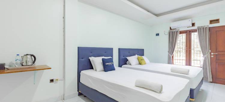 Urbanview Hotel Kampung Istal Megamendung Puncak by RedDoorz图片