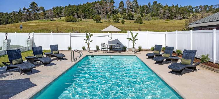 月光石海滩费尔赛旅馆(Fireside Inn on Moonstone Beach)图片