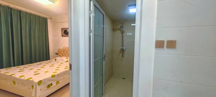 高冷一个莹日租公寓(兴海南街分店)图片