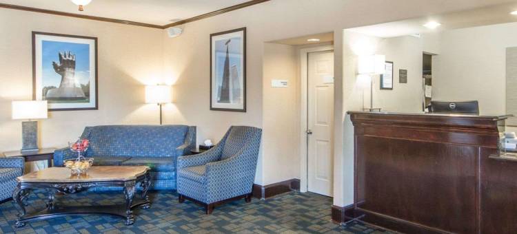 塔尔萨市区西部康福特茵酒店(Quality Inn Tulsa-Downtown West)图片