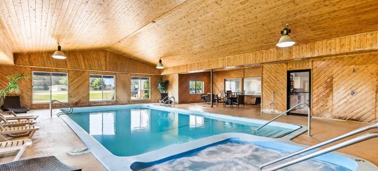 塔夸梅侬村美洲佳值酒店(Americas Best Value Inn Tahquamenon Country)图片