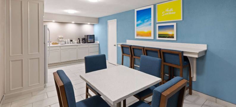 戴斯汽车旅馆 - 维克斯堡(Days Inn & Suites by Wyndham Vicksburg)图片