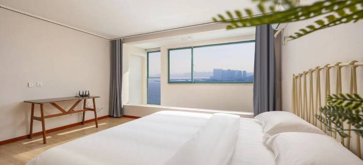 海景房程姐公寓(东山路分店)图片