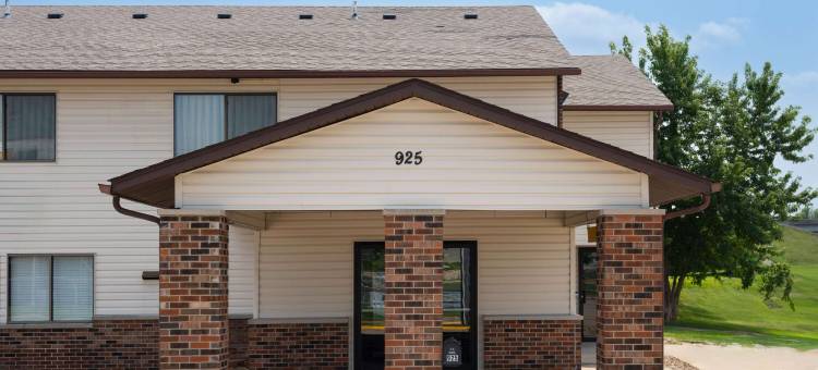 厄斯维尔速8酒店(Super 8 by Wyndham Dyersville Near Field of Dreams)图片