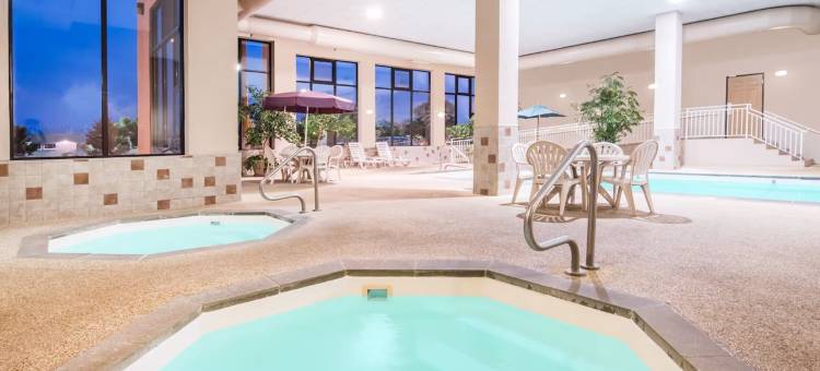 Elevation Inn & Suites, Trademark Collection by Wyndham图片