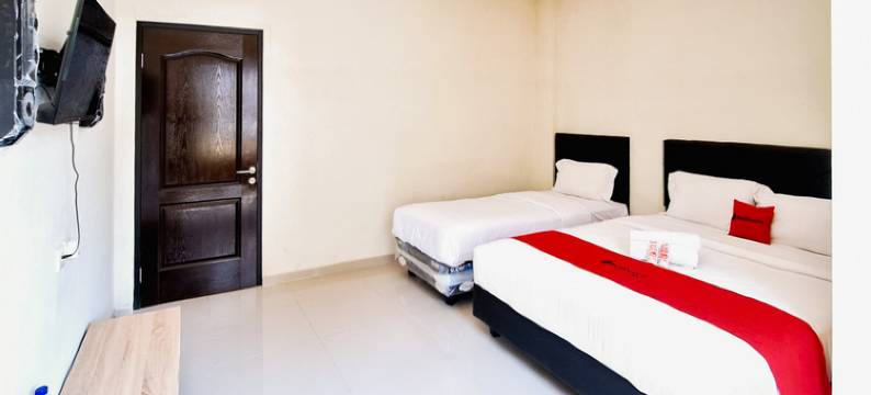 红门酒店-近玛琅创意中心(RedDoorz near Malang Creative Center)图片