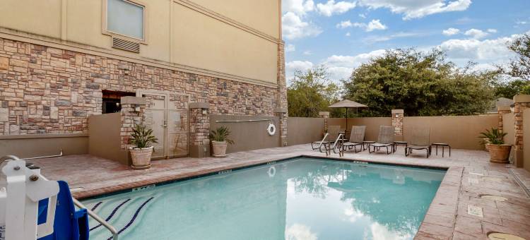 戈利亚德贝斯特韦斯特优质套房酒店(Best Western Plus Goliad Inn  Suites)图片