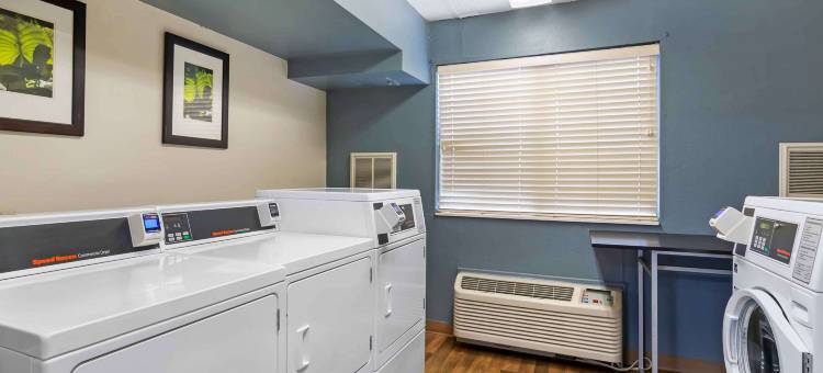 美国长住酒店套房-堪萨斯城-机场-蒂芙尼泉(Extended Stay America Suites - Kansas City - Airport - Tiffany Springs)图片