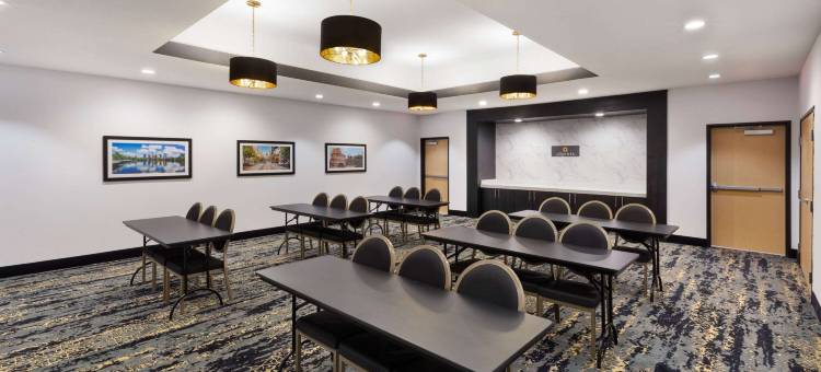 奥斯汀帕默/科技岭温德姆拉金塔酒店(La Quinta Inn & Suites by Wyndham Austin Parmer/Tech Ridge)图片