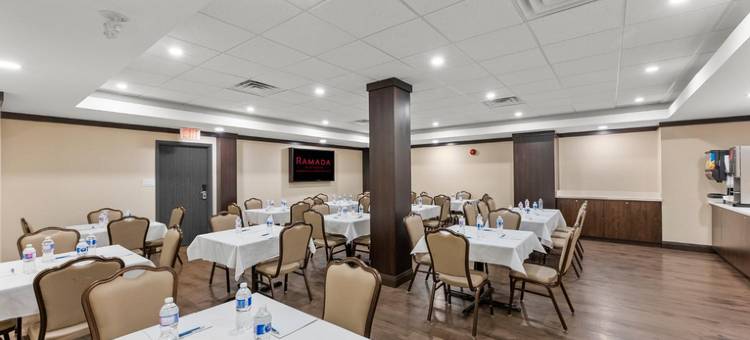 尼亚加拉瀑布/瀑布景观华美达酒店(Ramada by Wyndham Niagara Falls/Fallsview)图片