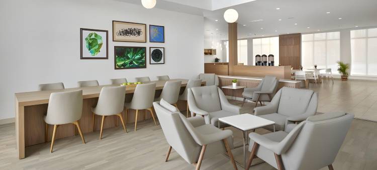 Element Edmonton West图片