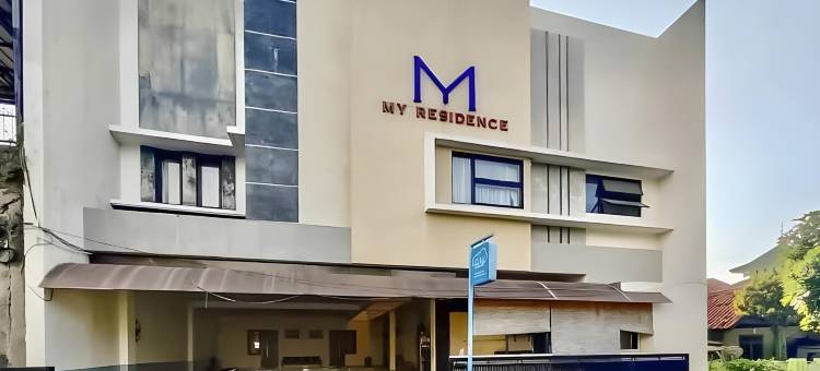 红门加伊斯兰教-近芝勒朋超级购物中心2号(RedDoorz Plus Syariah Near Cirebon Super Block Mall 2)图片