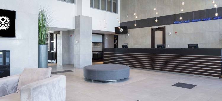 乔治王子城桑德曼签名酒店(Sandman Signature Prince George Hotel)图片