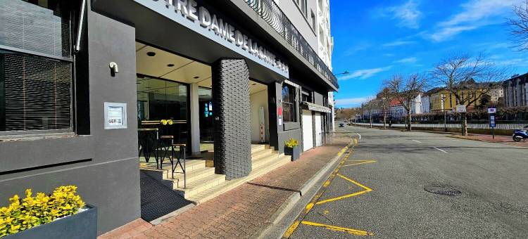 阿多尼斯卢尔德圣母德萨特酒店(Adonis Lourdes - Notre Dame de la Sarte)图片