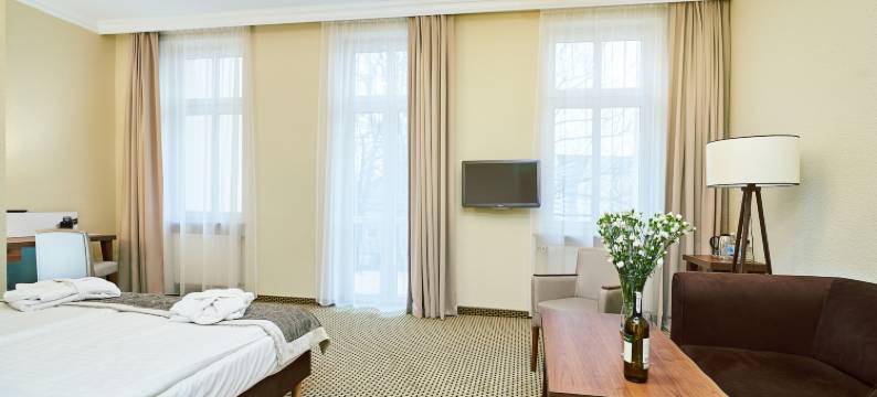 珍达酒店及 Spa(Jantar Hotel & Spa by Zdrojowa)图片