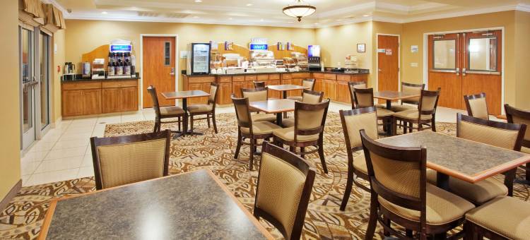智选假日套房酒店奥罗维尔湖(Holiday Inn Express & Suites Oroville Lake)图片