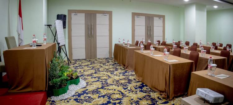 占碑特里塔玛住宿无限酒店(Infinity Hotel Jambi by Tritama Hospitality)图片