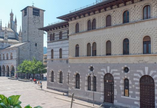 Palazzo Visconti - by Myhomeincomo Hotel Overview