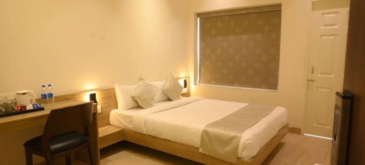 Zip By Spree Hotels 尼拉姆纳克沙特拉(Zip By Spree Hotels Neelam Nakshatra)图片